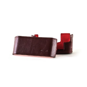 [Oberwerth] Leica M11 Half Case - Vintage Rusty/Open Type Brown - Red                 