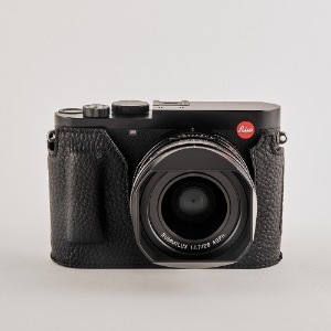 [Oberwerth] Leica Q3 Half Tag Case     Casual Line Leder